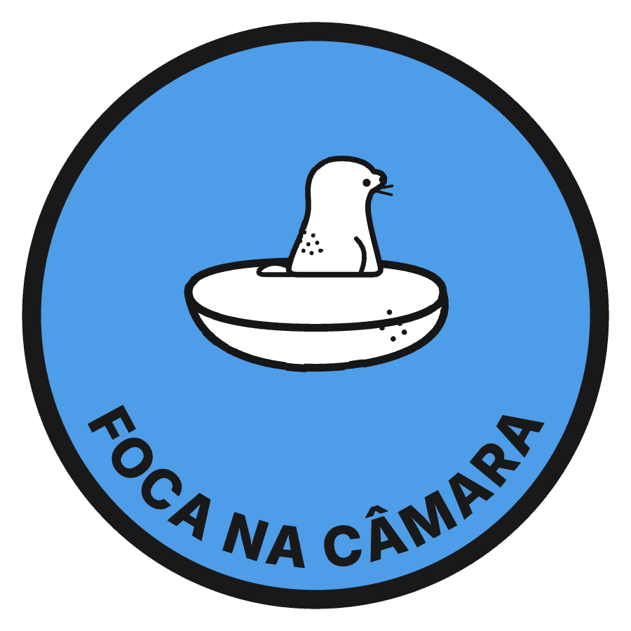 Selo do curso Foca na Câmara — Foquinha sentada sobre a cúpula do Congresso